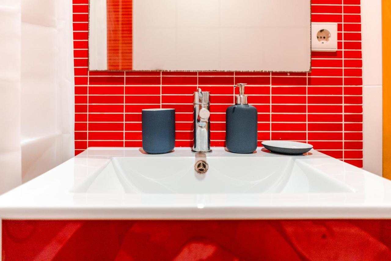 Sunny Studio In The Heart Of Lapa - 5Min Walk To Metro! OOporto Exteriör bild