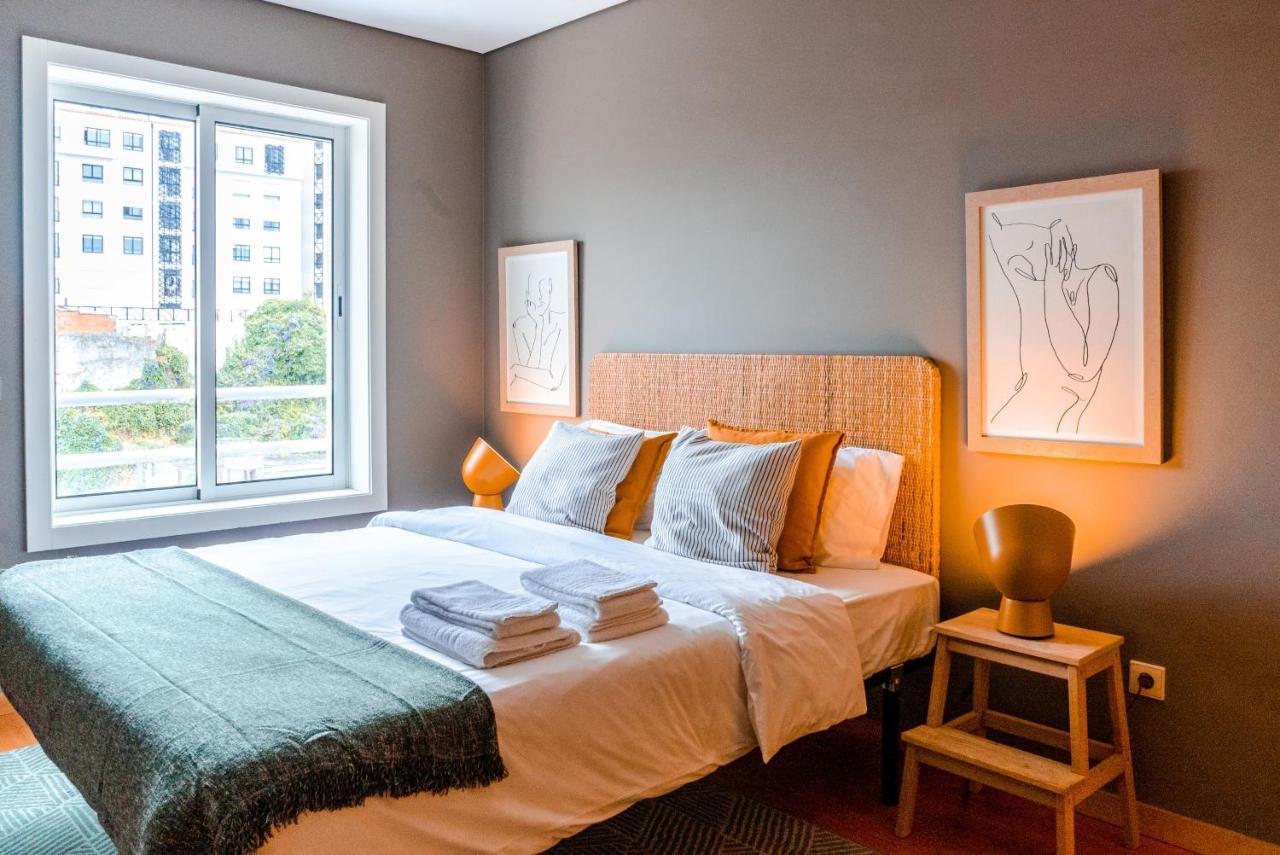 Sunny Studio In The Heart Of Lapa - 5Min Walk To Metro! OOporto Exteriör bild
