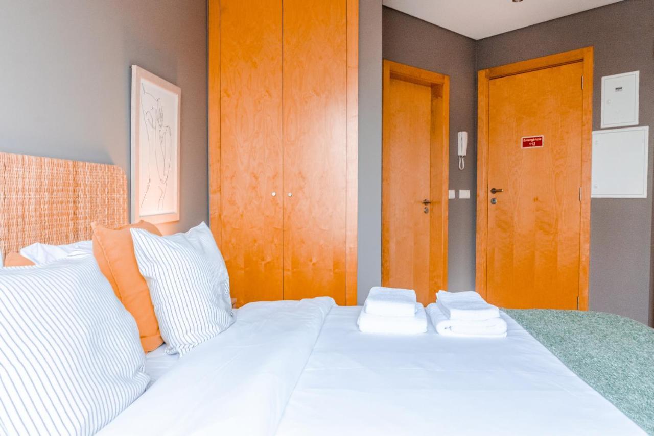 Sunny Studio In The Heart Of Lapa - 5Min Walk To Metro! OOporto Exteriör bild